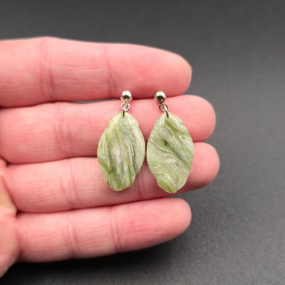 Silver Plated Serpentine Stone Handmade Dangle Earrings A6312 - Picture 1 of 5